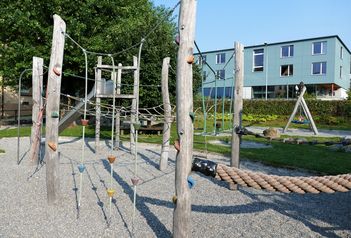Spiel- und Begegnungsplatz Safenwil, Gemeindespielplatz - Spielplätze im Aargau