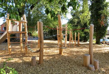 SNaturnaher Spielplatz "Pausenplatz Boostock, Spreitenbach" 